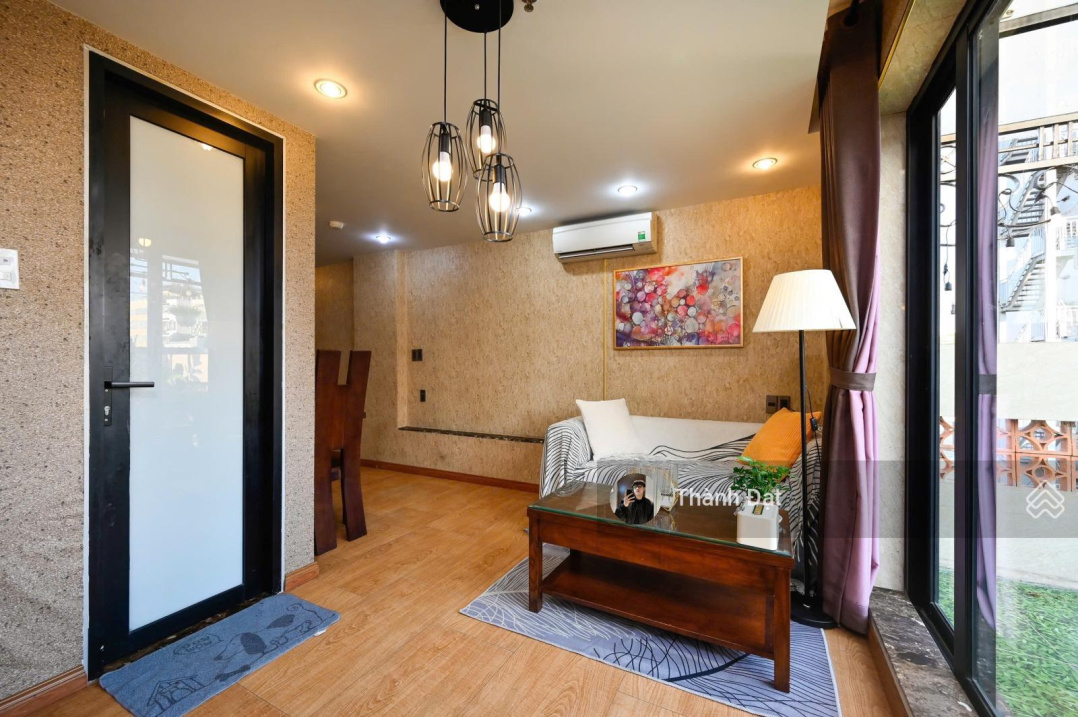 Modern 1 Bedroom Apartment in District 1
