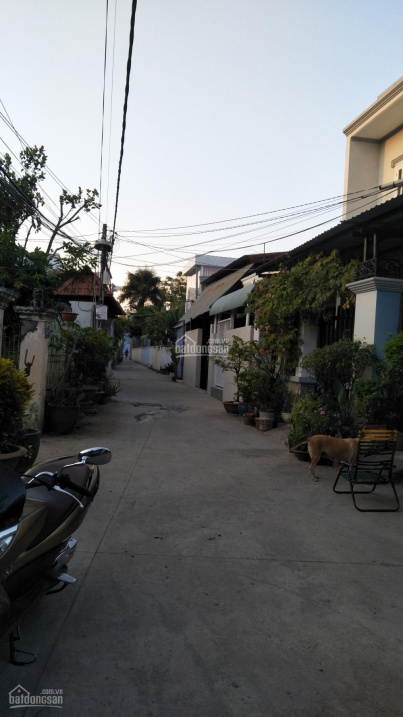 Modern 2-bedroom house near Nguyen Duy Trinh