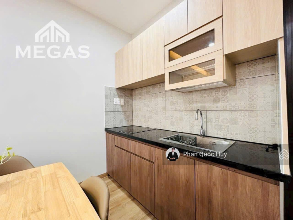 Modern Studio Apartment with Kitchen and Balcony