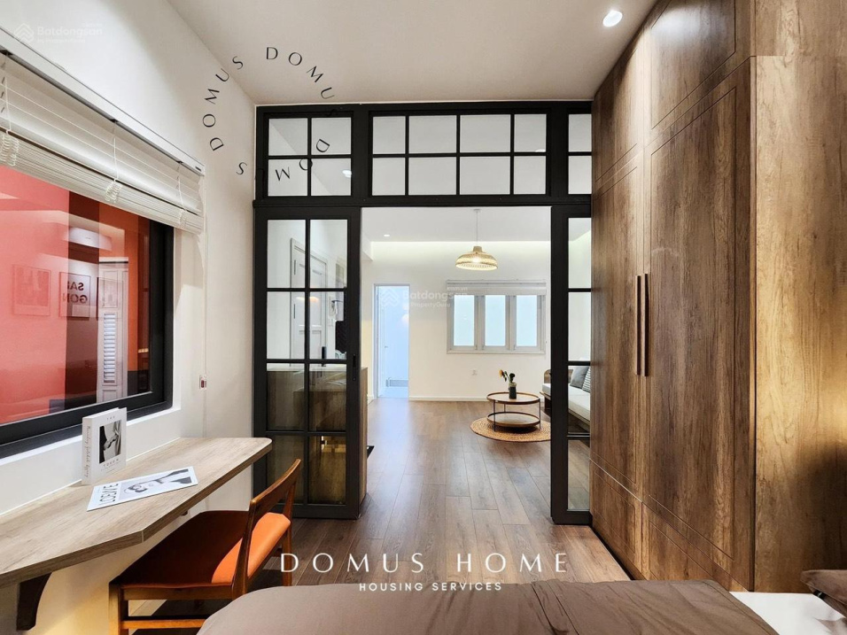 Modern Studio with Designer Interior and Full Amenities