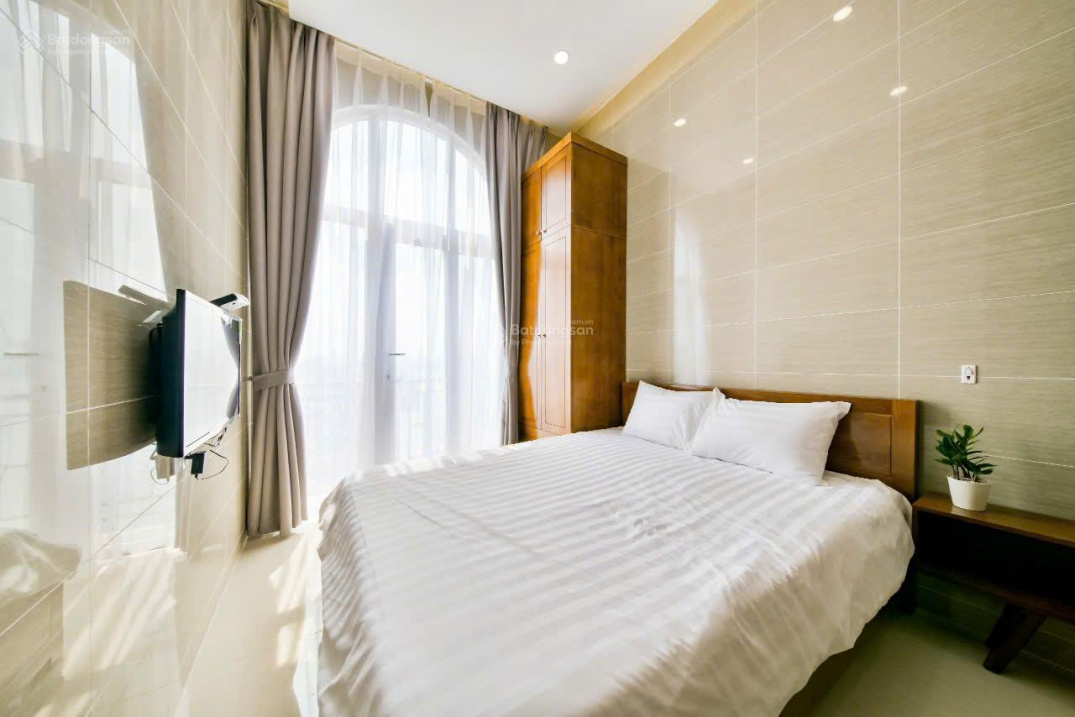 Modern Studio Apartment with Kitchen in Central Location
