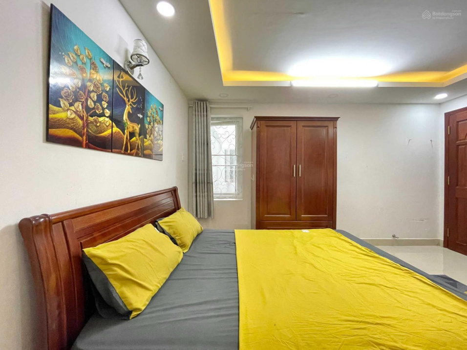Modern Studio Apartment in Phu Nhuan