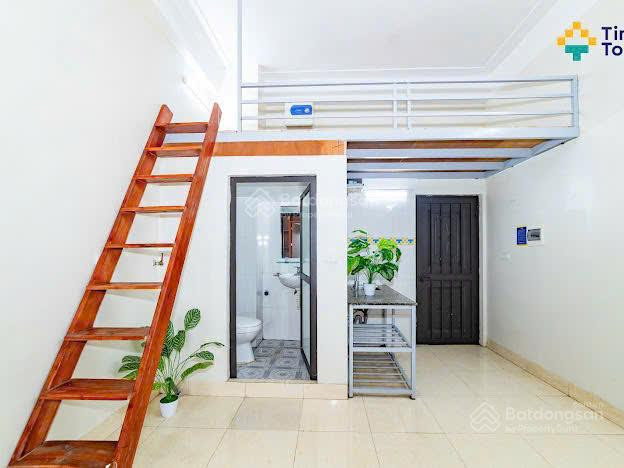 Modern Studio Near Universities with Loft Bed
