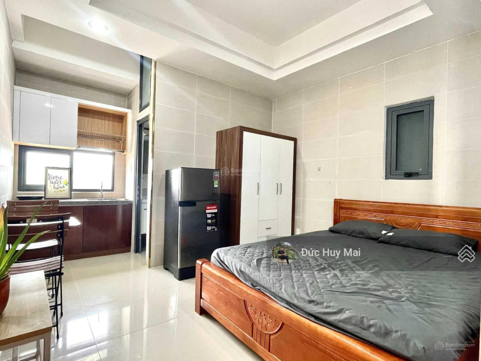 New Modern Studio Apartment with Full Furnishings