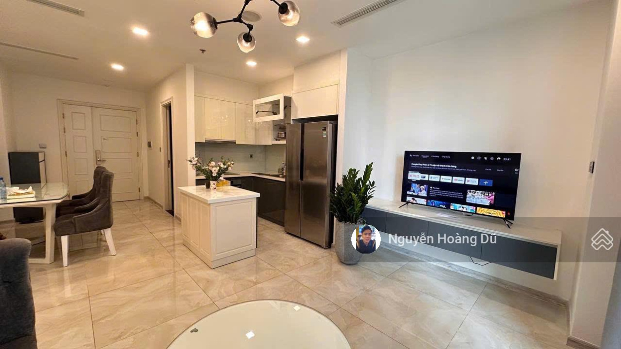 Modern 2-Bedroom Apartment in Vinhomes Golden River