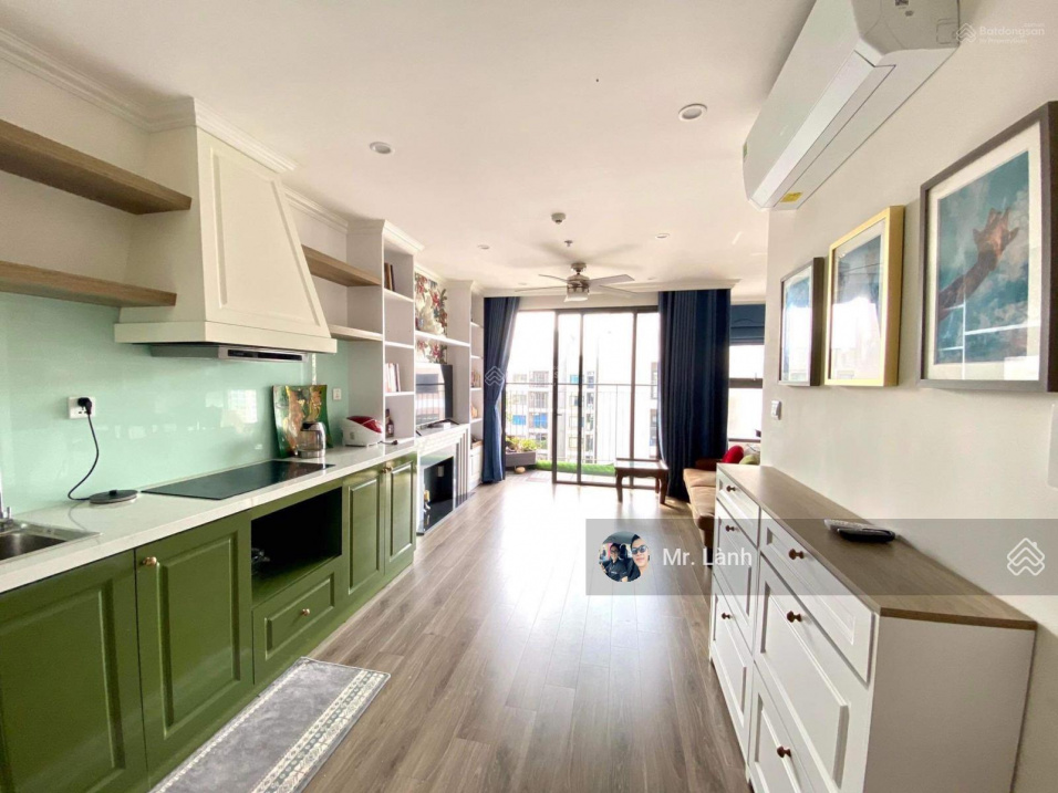 Furnished 2-Bedroom Apartment in Vinhomes Ocean Park