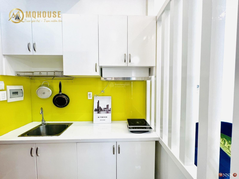 Modern Studio Apartment Near Phu Nhuan Intersection
