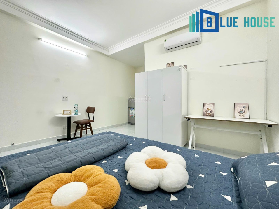 Modern Studio Near Airport With AC