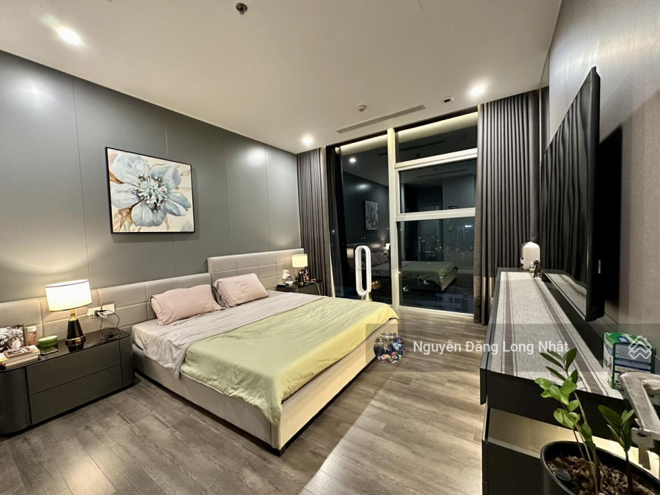 Duplex Apartment at Hoang Thanh Tower with 3 Bedrooms