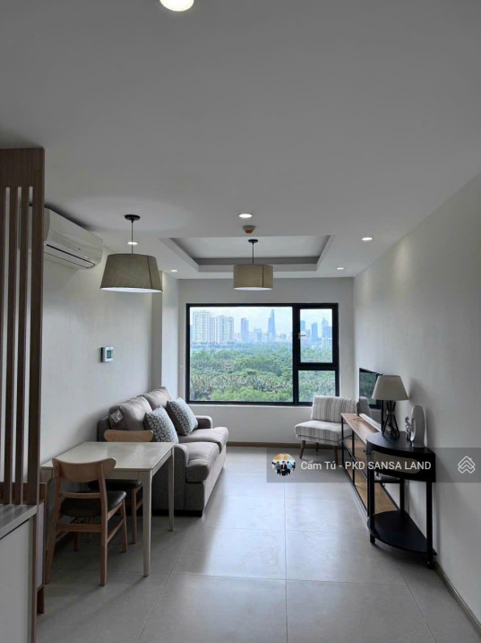 Modern 1-Bedroom Apartment with City View