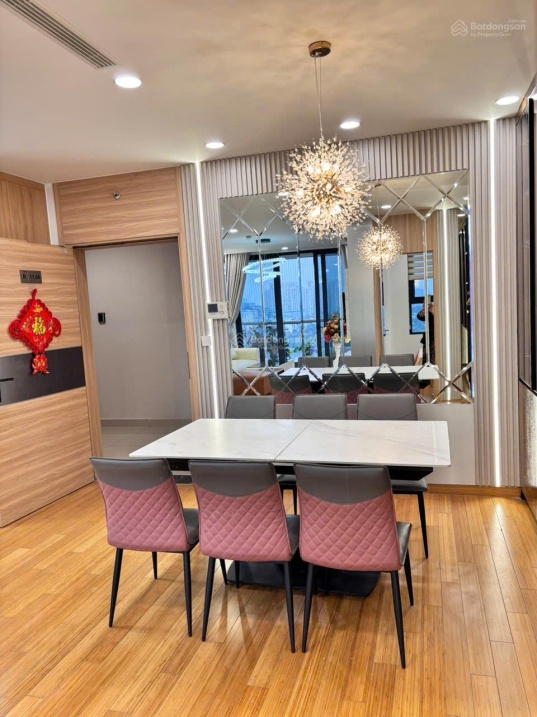 Modern Apartment with Designer Interior in My Dinh
