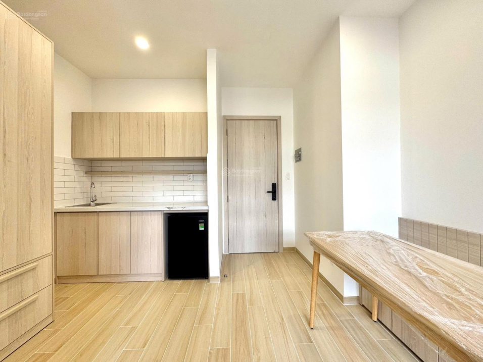 Modern 35m² Studio Apartment with Security
