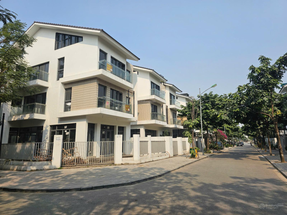 Spacious Villa in Nam Cuong Urban Area near Aeon Mall Ha Dong