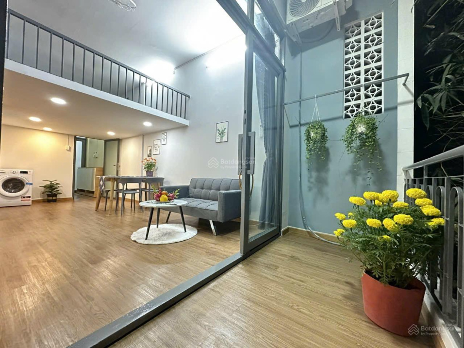 Modern Duplex with Balcony in District 10