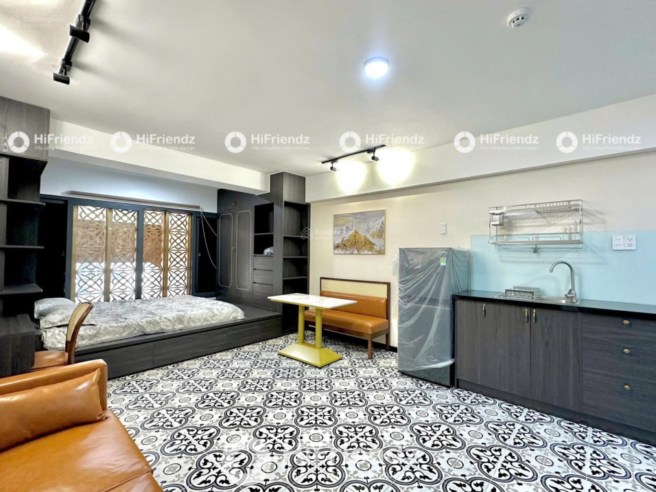 Luxury Studio Apartment District 7 with Services