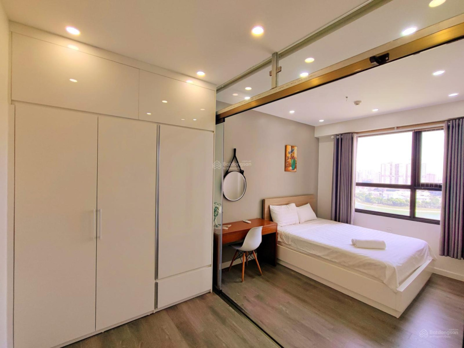 Modern Apartment in DCapitale High-Rise Complex