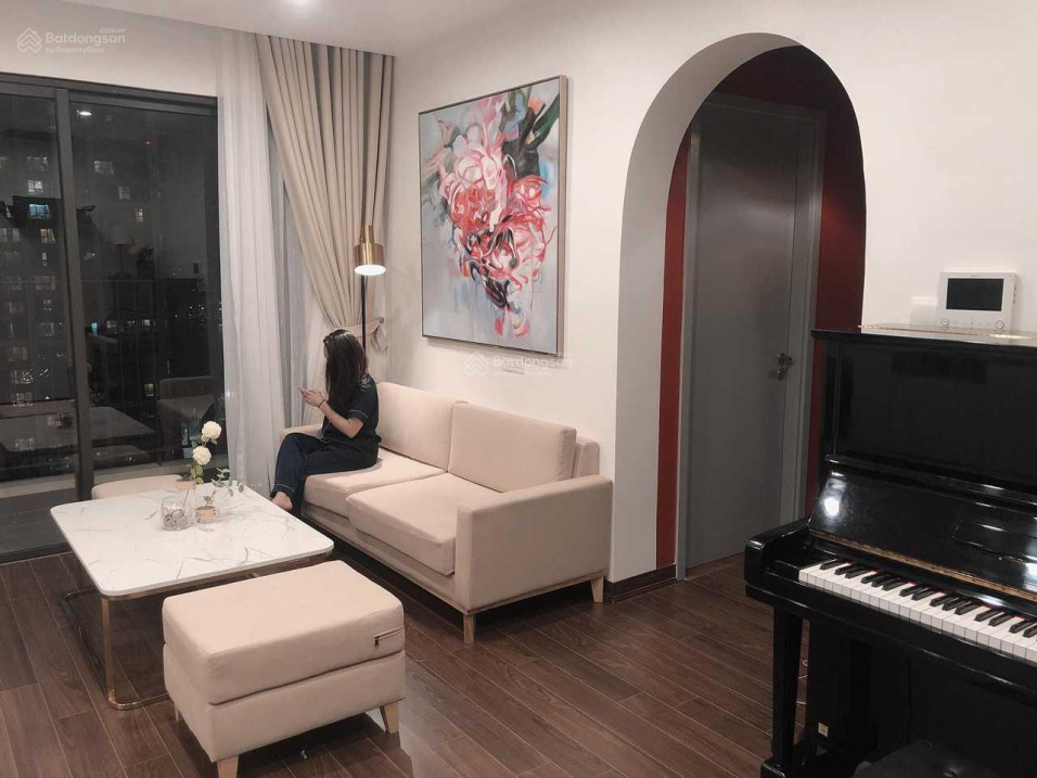 Studio Apartment with Modern Design and City View
