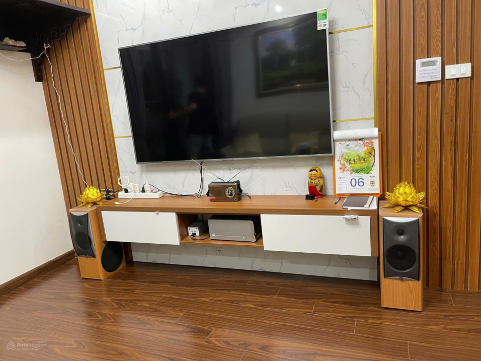 Modern 3-Bedroom Apartment on To Huu Road