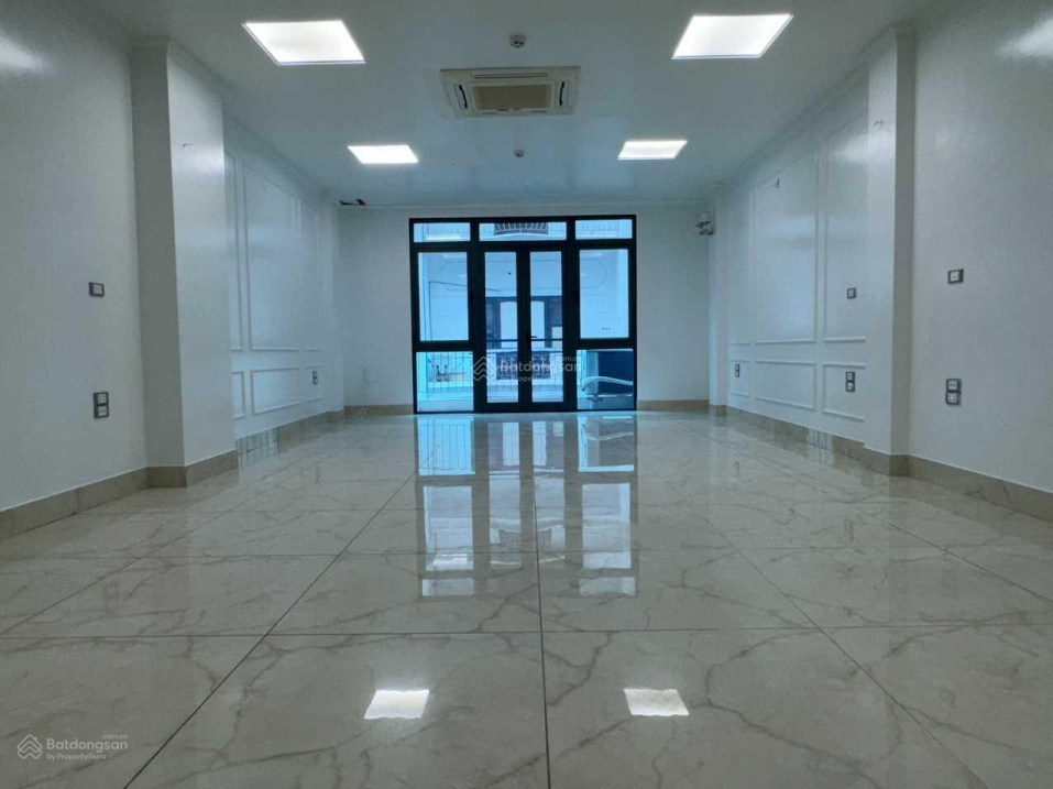 Modern 8-Floor Commercial Building with Elevator