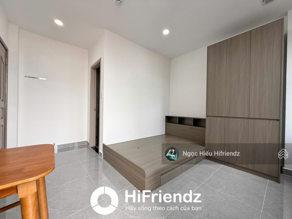 Studio Apartment with Balcony near Topaz Complex