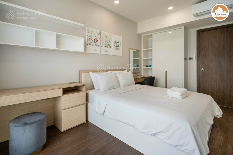 Modern 3BR Apartment with City View