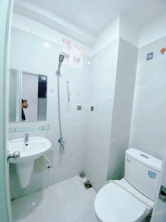 Modern Studio with Elevator near Hutech