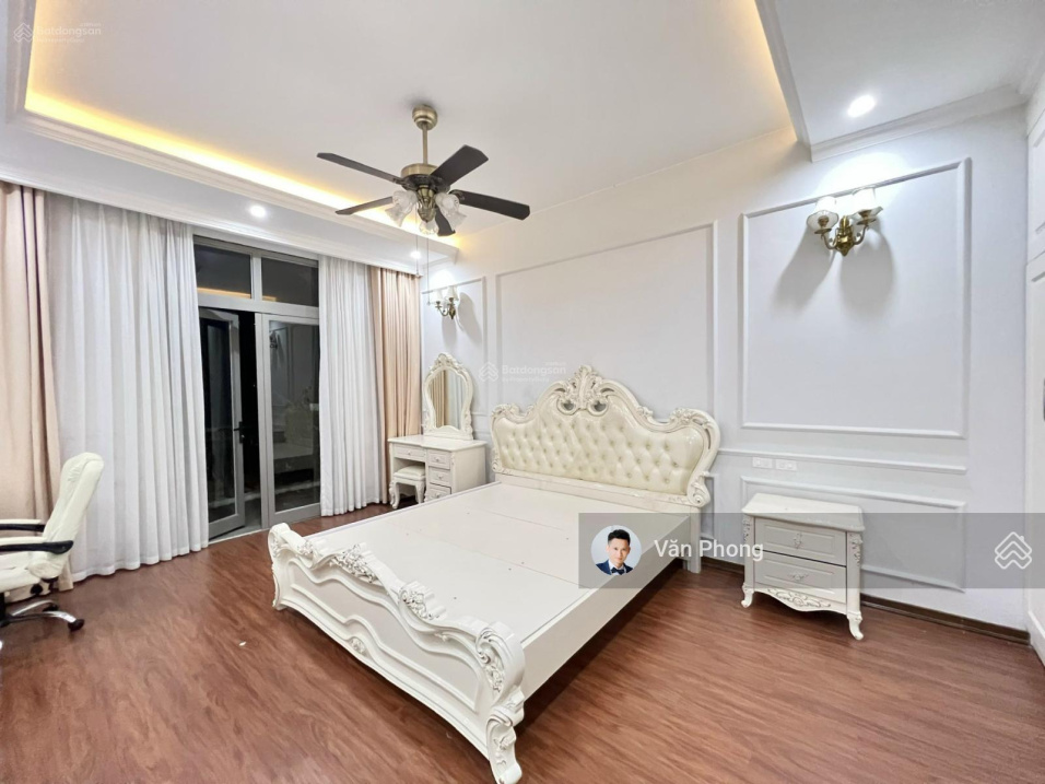 Modern 90m² Townhouse with Designer Interior
