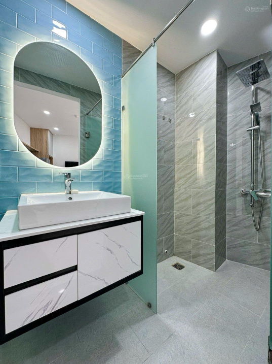 Modern 1-Bedroom Apartment with Full Amenities