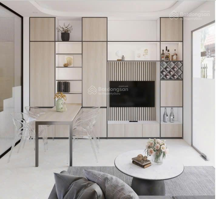 Modern 5-Floor House with 4 Bedrooms