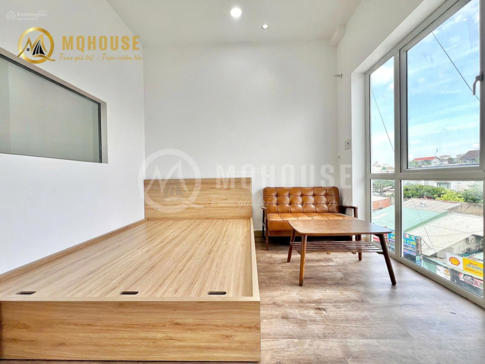 Modern Studio Apartment with Balcony in Binh Thanh