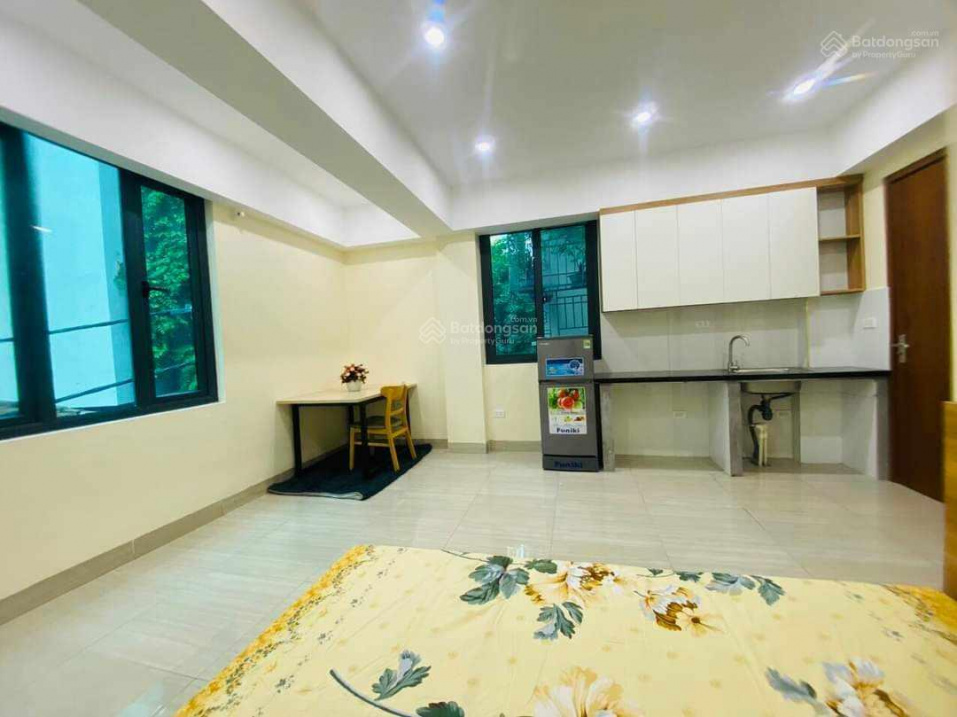 Modern Mini Apartment with Balcony in Van Quan