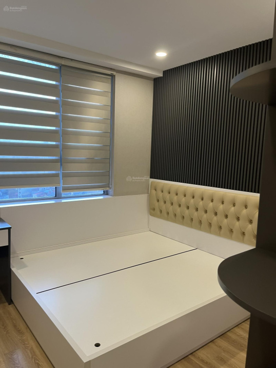 Modern 3-Bedroom Imperial Plaza Apartment with Balcony