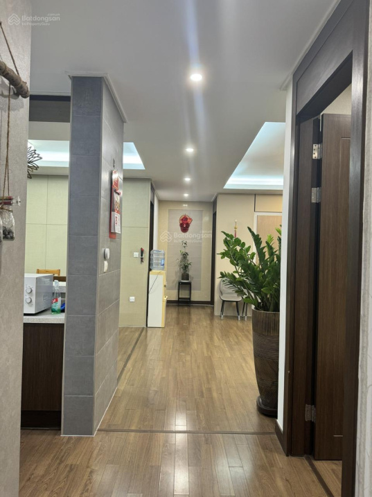 Luxurious 4BR Hyundai Hillstate Apartment with Views