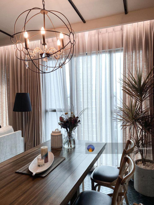 Modern 3-Bedroom Apartment with Designer Interior