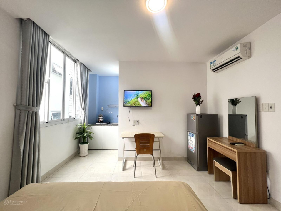Modern Studio Apartment Near Cong Quynh Coopmart