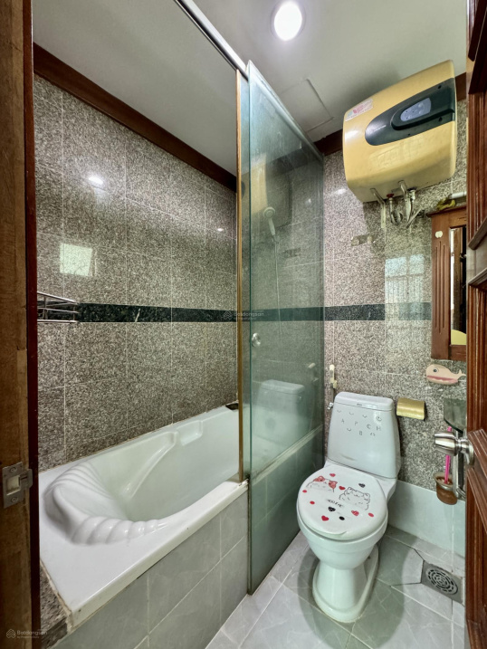 Master Room in Hoang Anh Gia Lai 1 Apartment near Lotte Mart