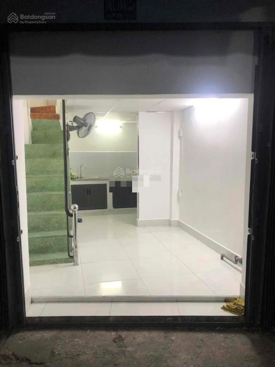 Small 15m² House in Lac Long Quan