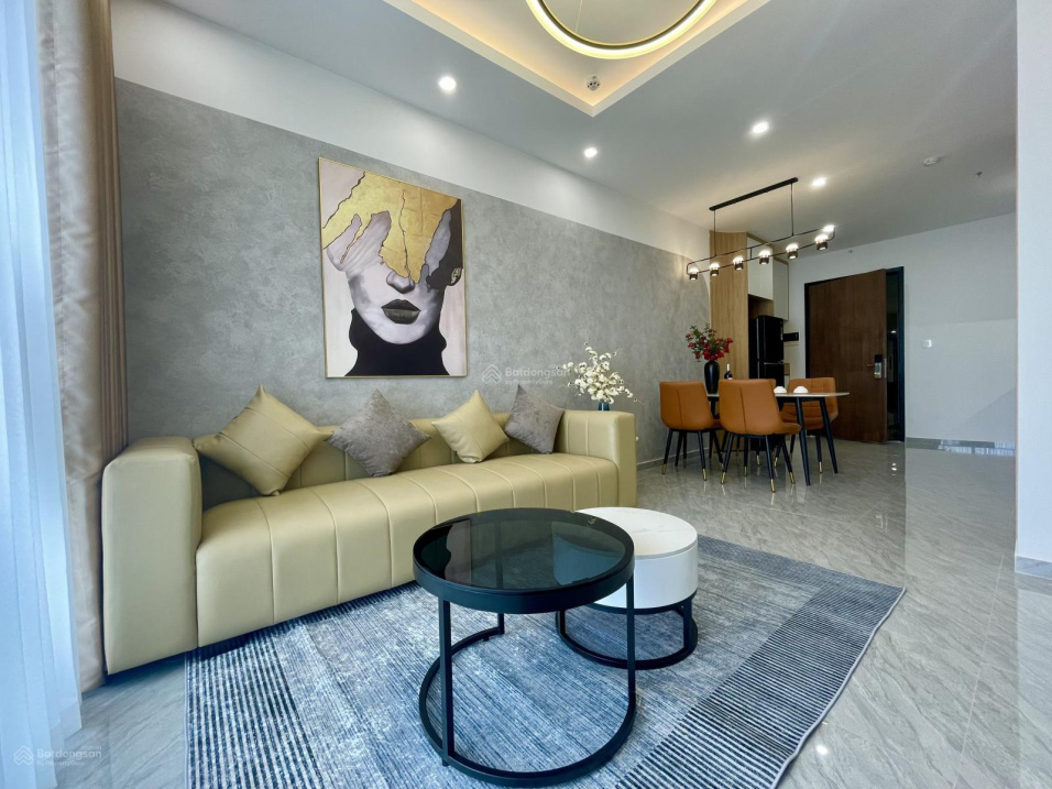 Modern Apartment in Millennium Tower with Flexible Size Options