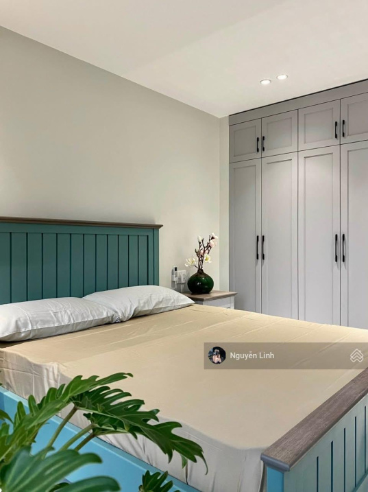 Modern Studio Apartment with Full Amenities