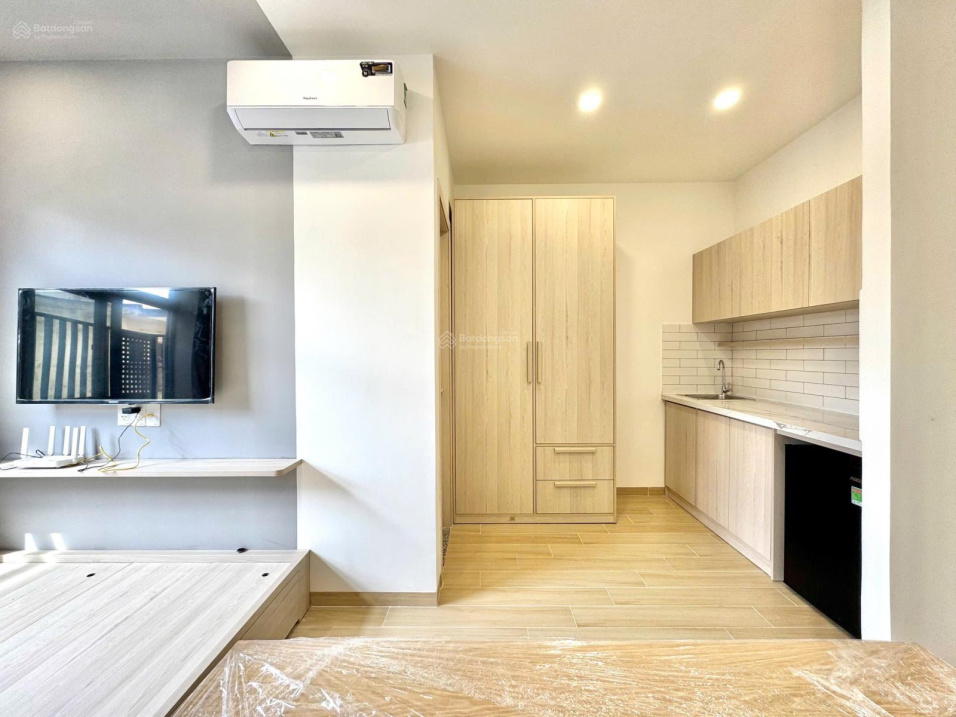 Modern 35m² Studio Apartment with Security