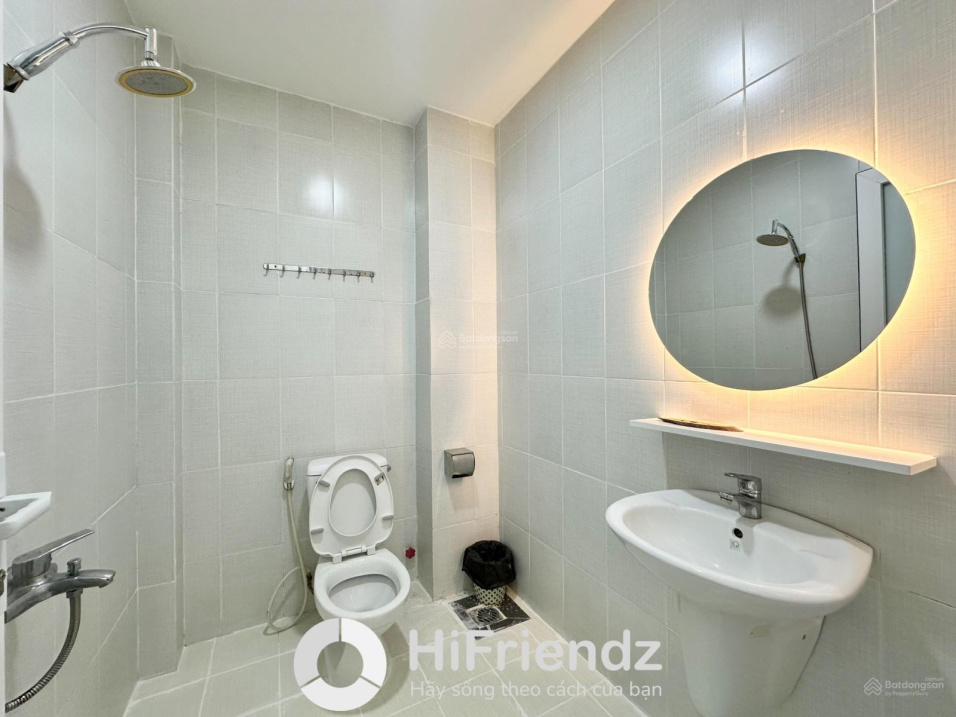 Modern Studio Apartment Near Tao Dan Park
