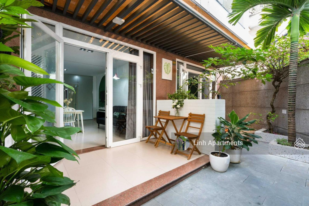 Modern 1-Bedroom Garden Villa with Stylish Interior