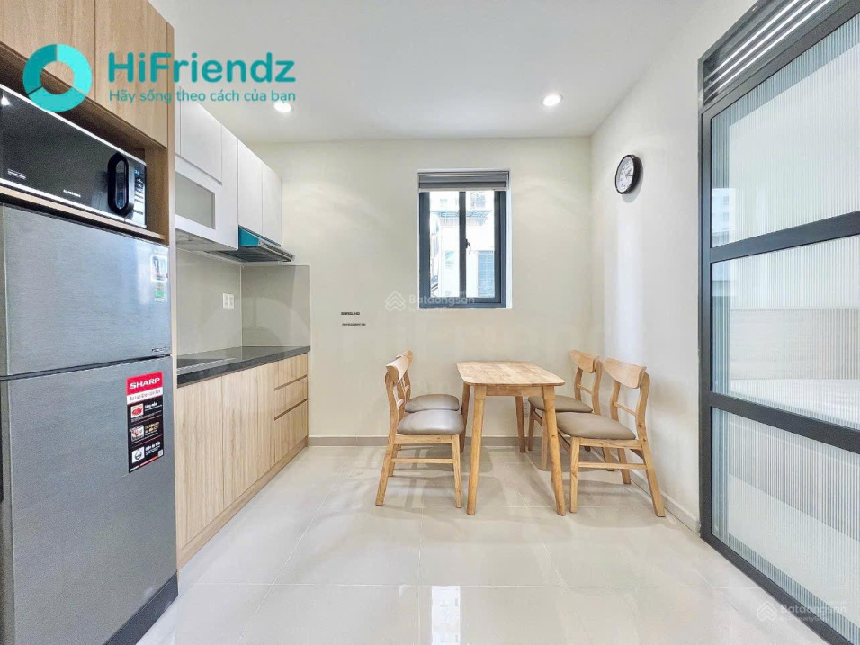 Modern Furnished Studio with Balcony in Thao Dien