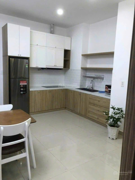 Modern Midori Park Apartment with Designer Finishes