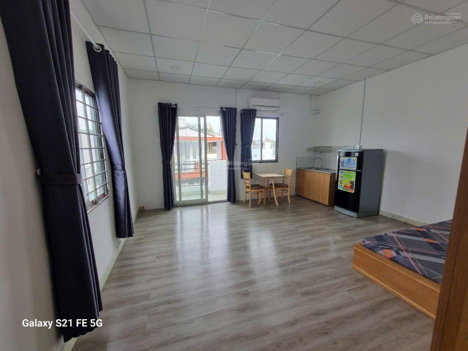 Modern Studio Apartment with Full Furnishings at Nguyen Thi Dinh