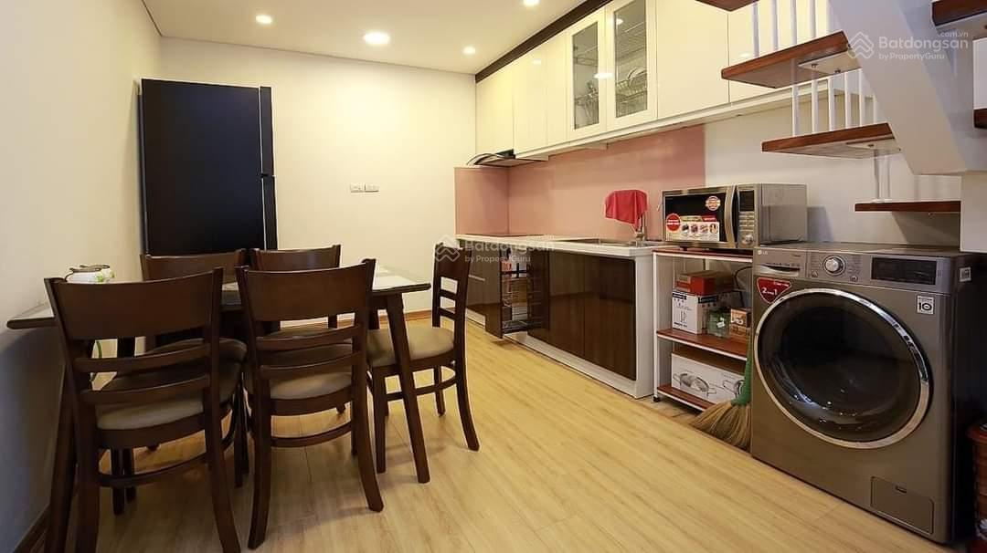 Modern 4-Bedroom House with Designer Interior