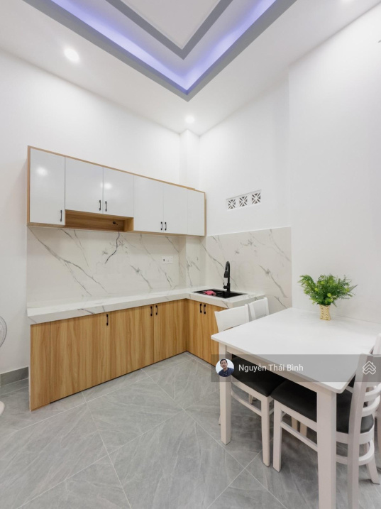 Modern 2BR House Near HCM Economics University