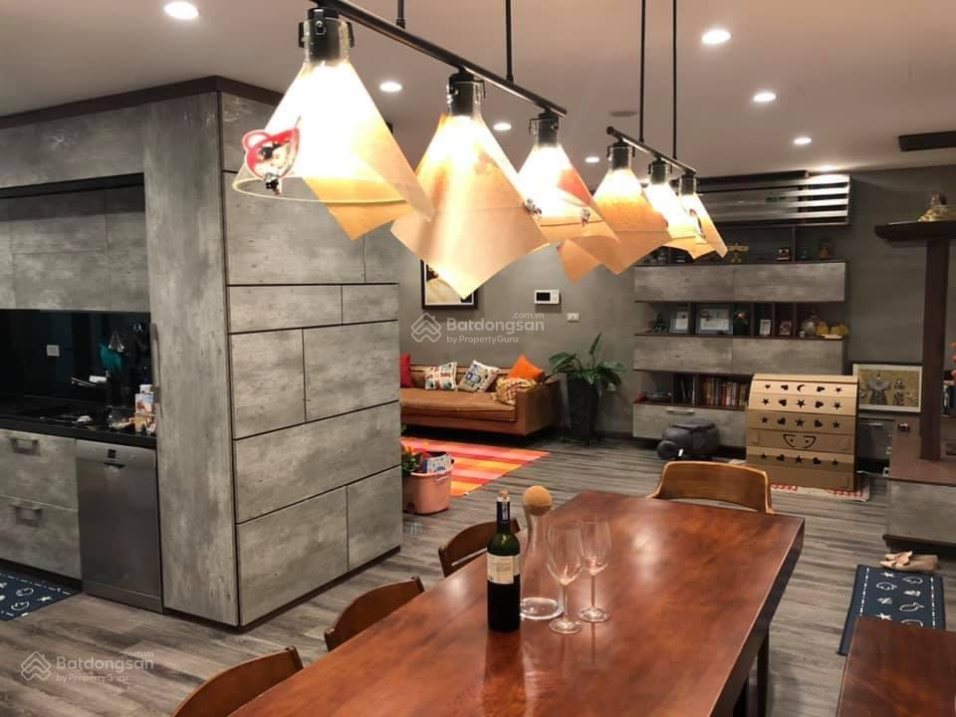 Fully Furnished 3-Bedroom Apartment at BRG Diamond Residence