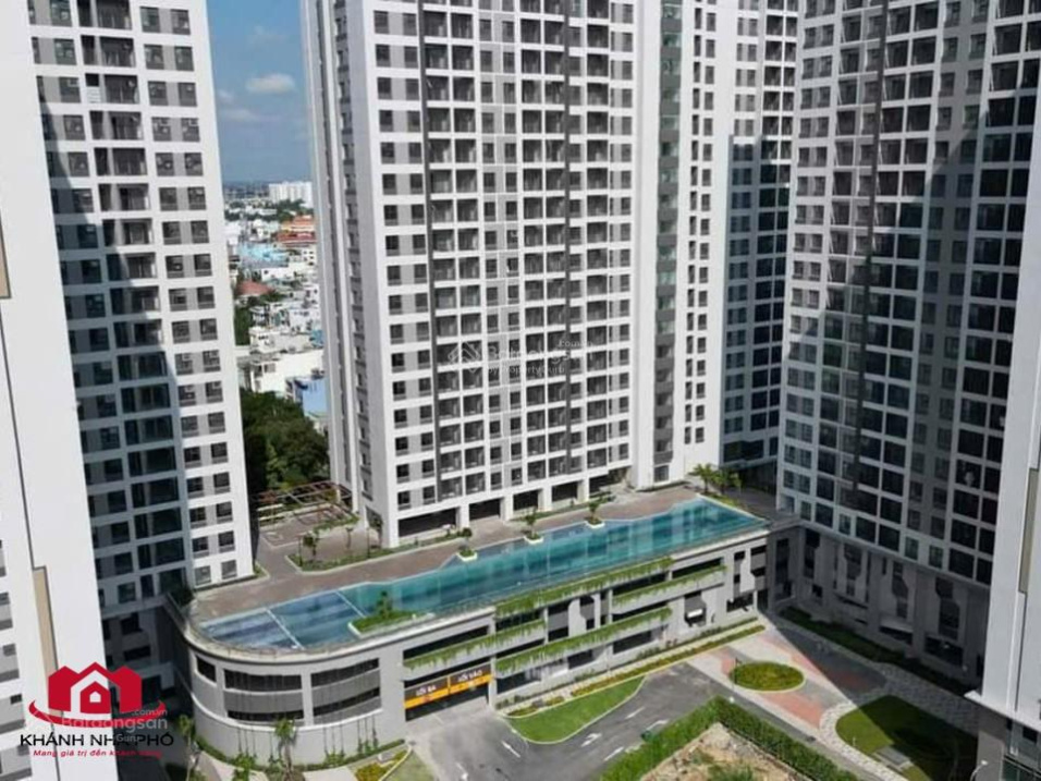 New 84m² Three-Bedroom Apartment with High Floor