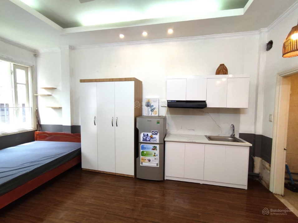 Modern 25m² Studio with Kitchen in Dong Da
